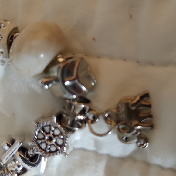 BEAUTIFUL  BRACELLET .GOOD CHRISTMAS  GIFT - Picture 4 of 4